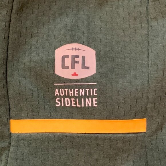 Edmonton Eskimos Lot Adult  XL Hoodie, Youth Large T-Shirt & 34.5 x 58.5 Banner - Picture 9 of 16